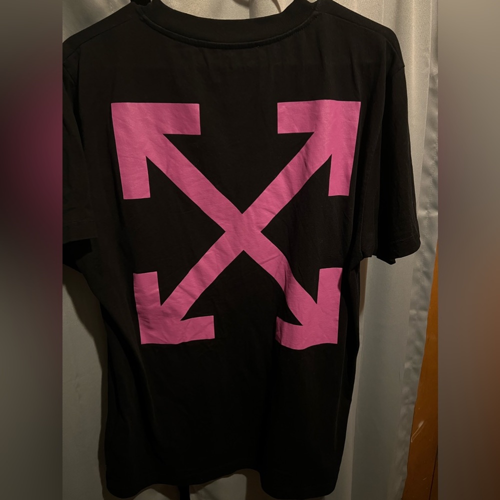 Size large authentic off white shirt